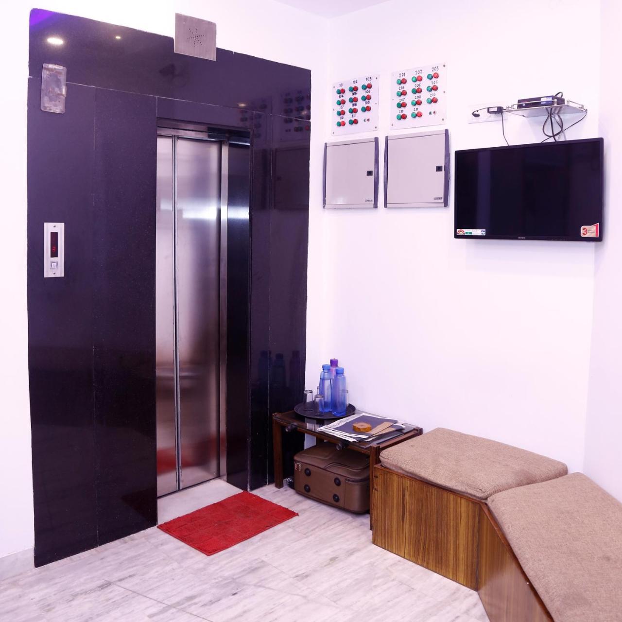 Batra Holiday Home - Couple Friendly Stays Делі Екстер'єр фото