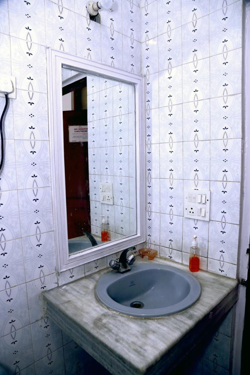 Batra Holiday Home - Couple Friendly Stays Делі Екстер'єр фото