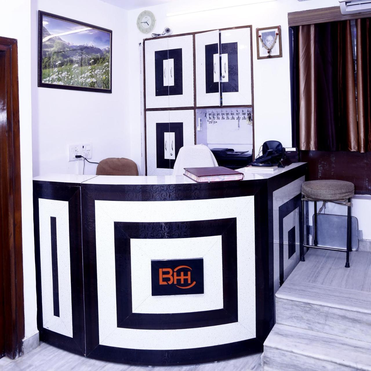 Batra Holiday Home - Couple Friendly Stays Делі Екстер'єр фото